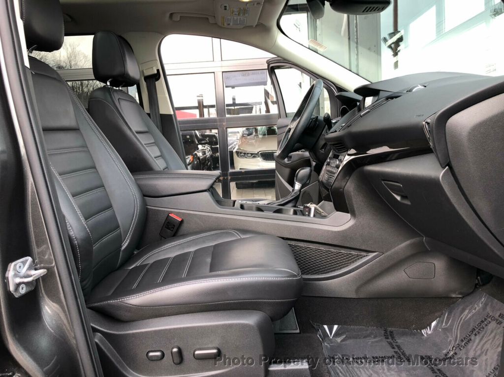 2017 Ford Escape Titanium 4WD - 20458271 - 20