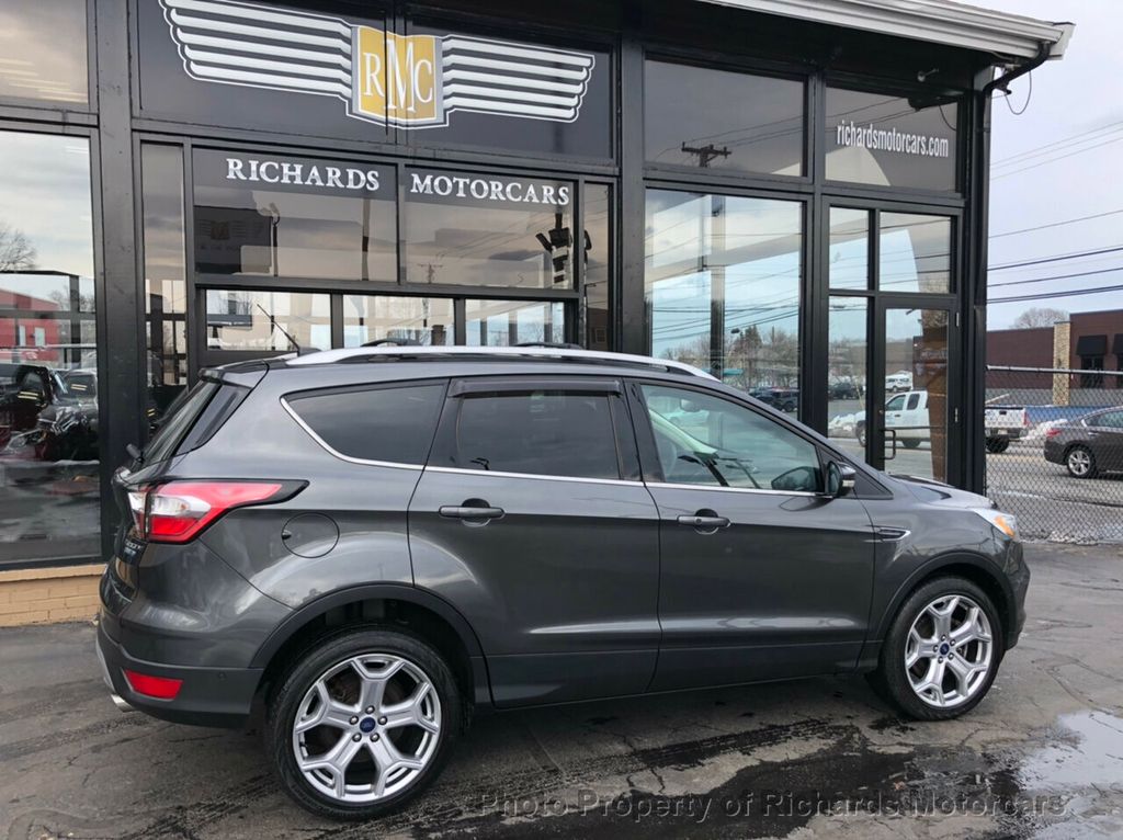2017 Ford Escape Titanium 4WD - 20458271 - 2