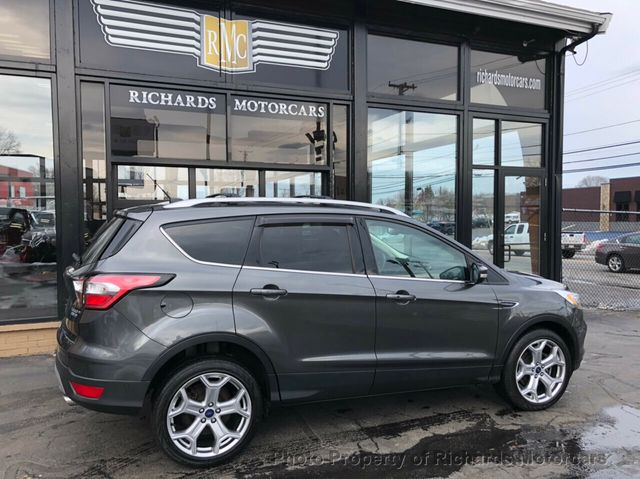 2017 Ford Escape Titanium 4WD - 20458271 - 2