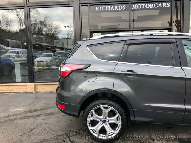 2017 Ford Escape Titanium 4WD - 20458271 - 3