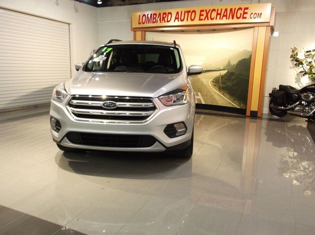 2017 Ford ESCAPE  SE LEATHER ONE OWNER  LEATHER INTERIOR  PANORAMIC MOONROOF  BLIND SPOT - 19348629 - 3