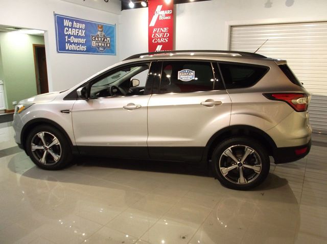 2017 Ford ESCAPE  SE LEATHER ONE OWNER  LEATHER INTERIOR  PANORAMIC MOONROOF  BLIND SPOT - 19348629 - 42