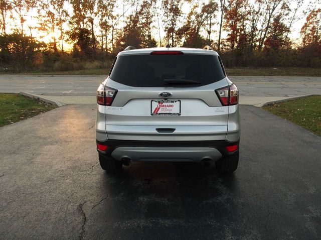 2017 Ford ESCAPE  SE LEATHER ONE OWNER  LEATHER INTERIOR  PANORAMIC MOONROOF  BLIND SPOT - 19348629 - 7