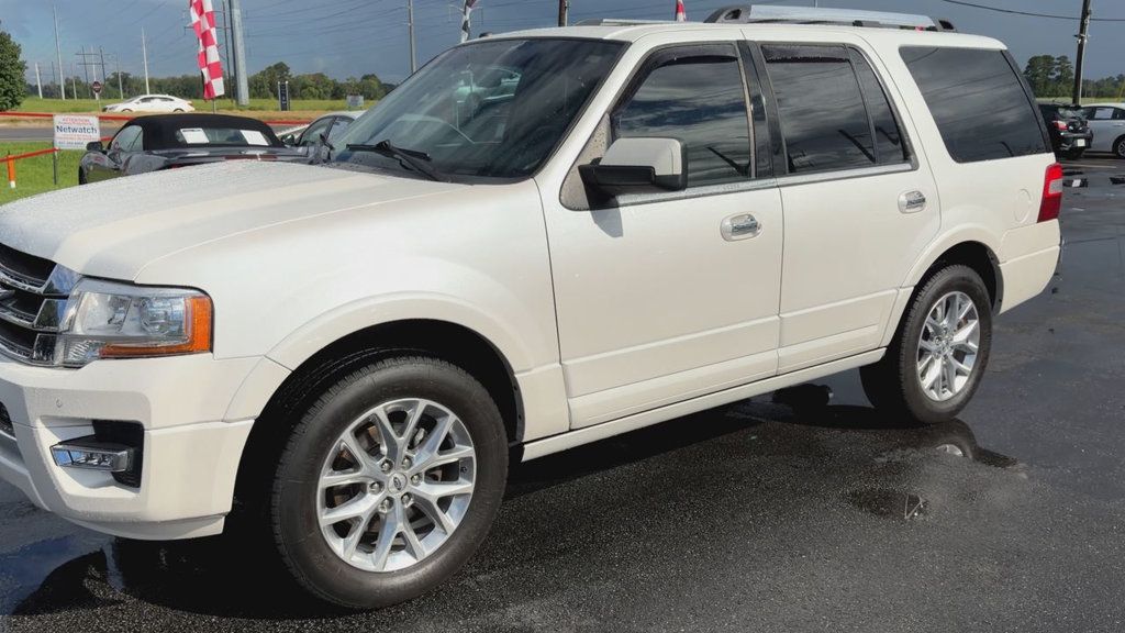 Ford Expedition Limited 4x2 photo 4