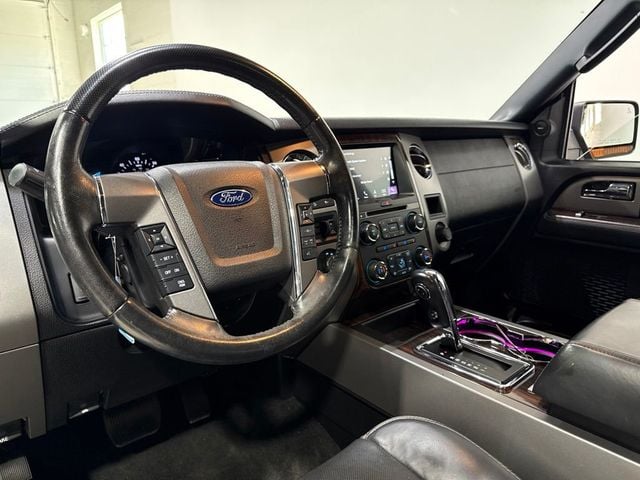 2017 Ford Expedition Platinum 4x4 - 23070064 - 9
