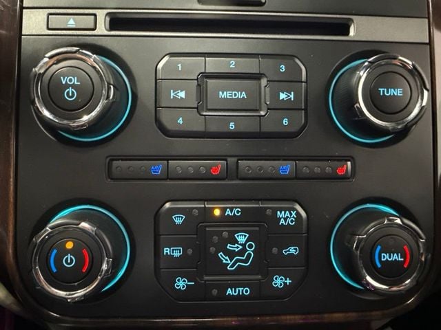 2017 Ford Expedition Platinum 4x4 - 23070064 - 18