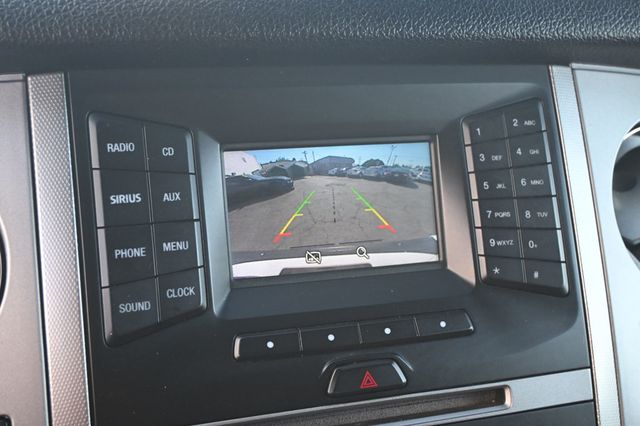 2017 Ford Expedition XLT - 22917439 - 10