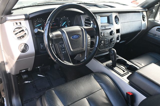 2017 Ford Expedition XLT - 22985225 - 7