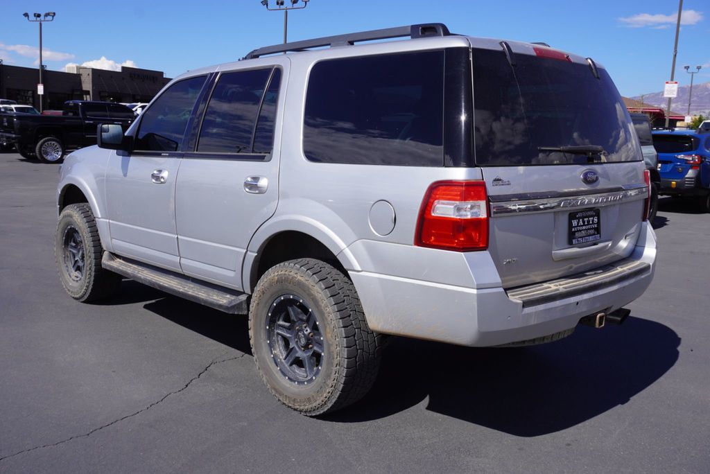 2017 Ford Expedition XLT King Ranch photo 3