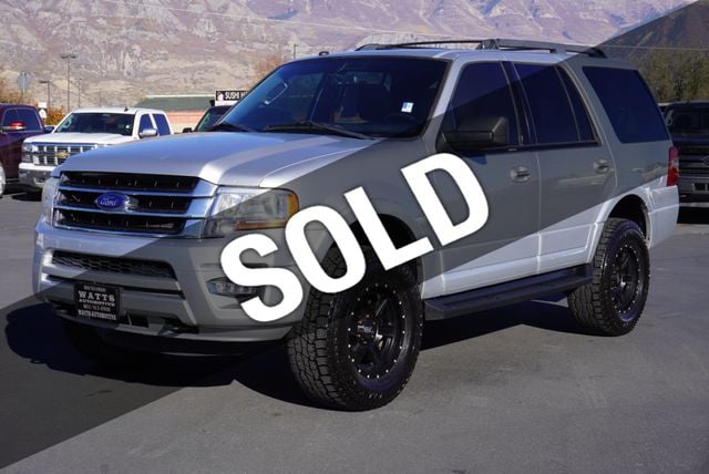 2017 Ford Expedition XLT - 22935831 - 0