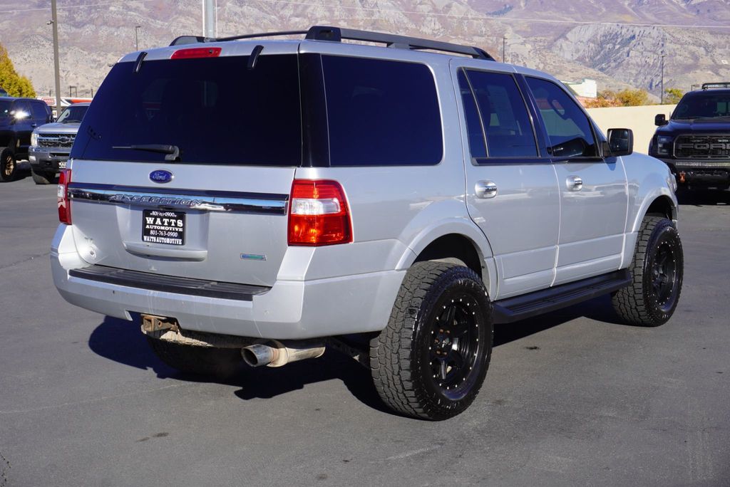 2017 Ford Expedition XLT - 22935831 - 10