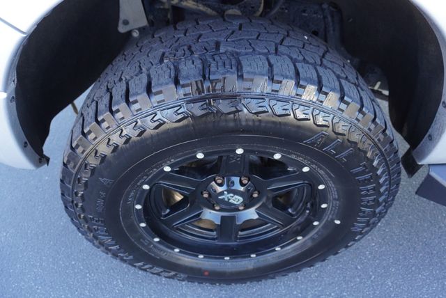 2017 Ford Expedition XLT - 22935831 - 15