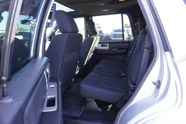 2017 Ford Expedition XLT - 22935831 - 21