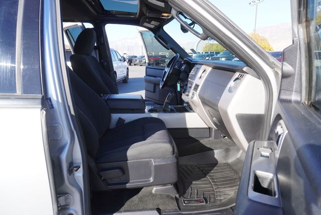 2017 Ford Expedition XLT - 22935831 - 24