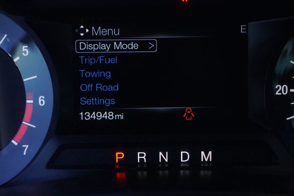 2017 Ford Expedition XLT - 22935831 - 30