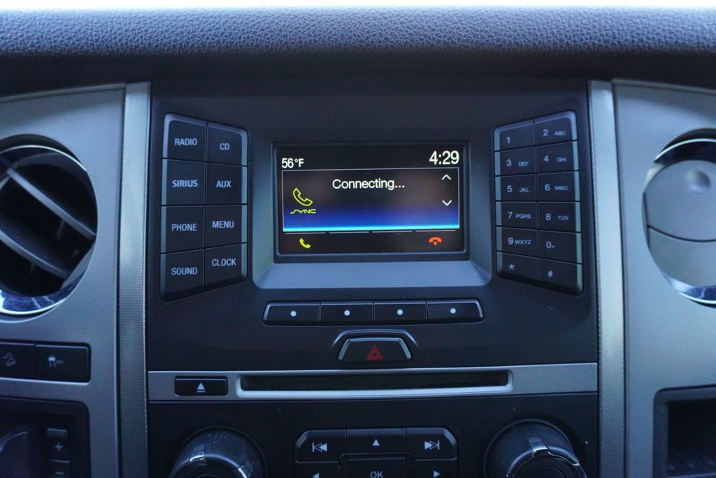 2017 Ford Expedition XLT - 22935831 - 34