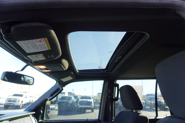 2017 Ford Expedition XLT - 22935831 - 38