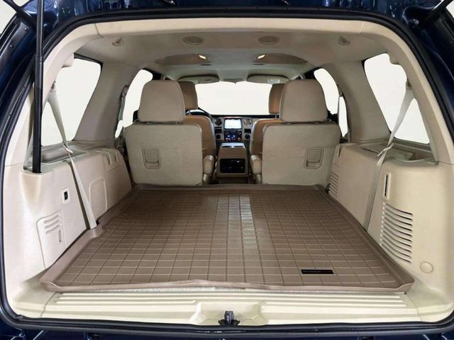 2017 Ford Expedition XLT 4x2 - 23011243 - 16