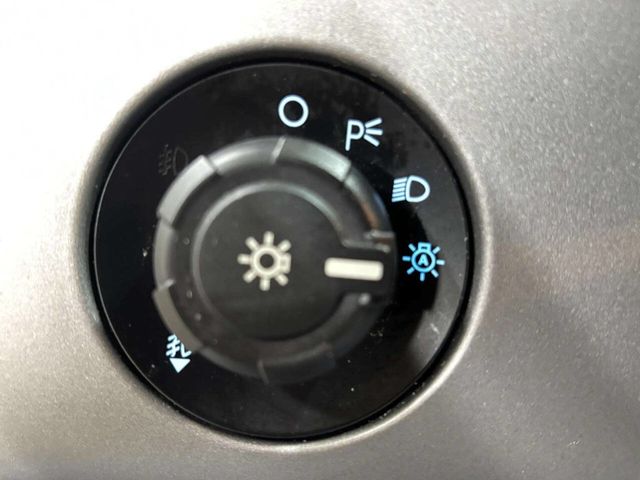 2017 Ford Expedition XLT 4x2 - 23011243 - 33