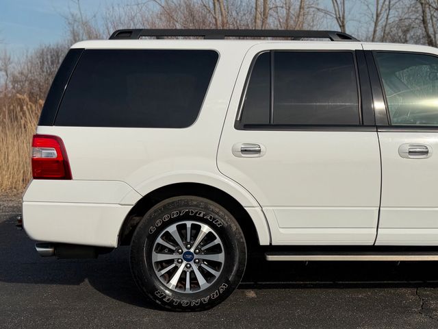 2017 Ford Expedition XLT 4x4 - 23003639 - 16