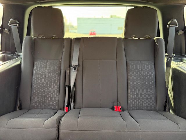 2017 Ford Expedition XLT 4x4 - 23003639 - 22