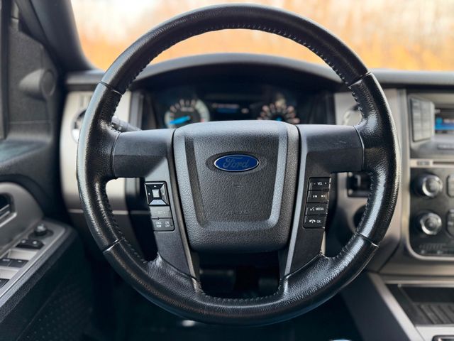 2017 Ford Expedition XLT 4x4 - 23003639 - 25