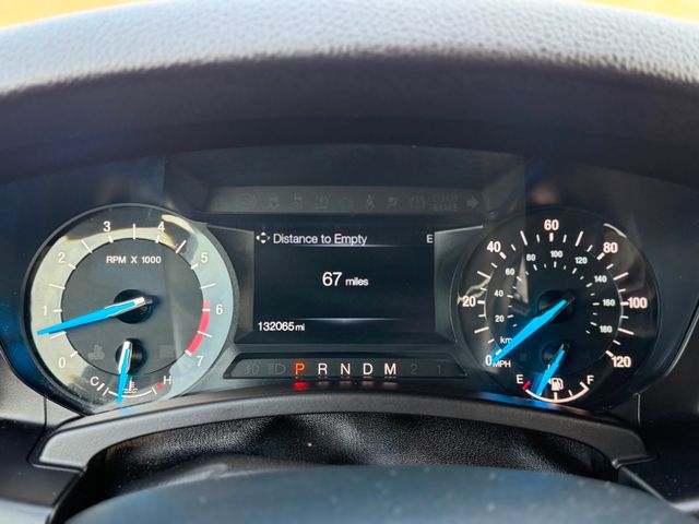 2017 Ford Expedition XLT 4x4 - 23003639 - 28