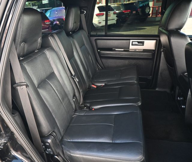 2017 Ford Expedition XLT No Accidents Reported to Carfax - 22985225 - 17