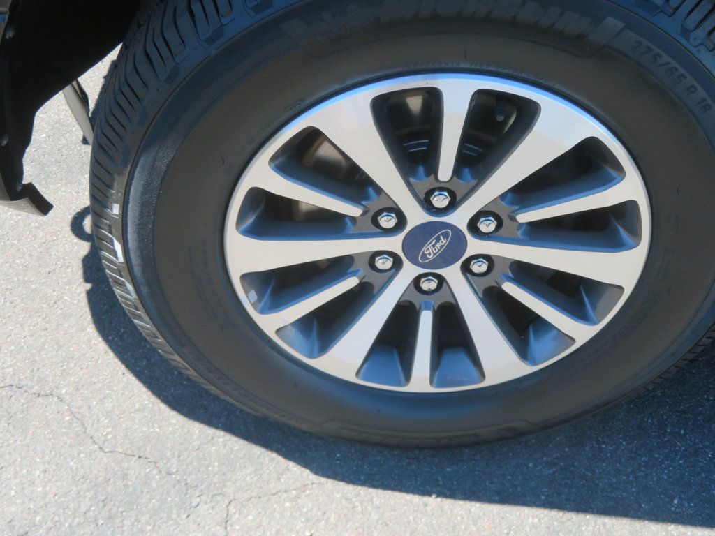Ford Expedition EL photo 15