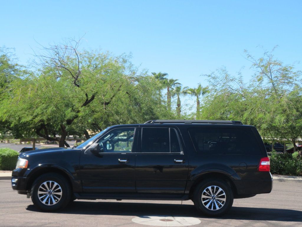 Ford Expedition EL photo 2