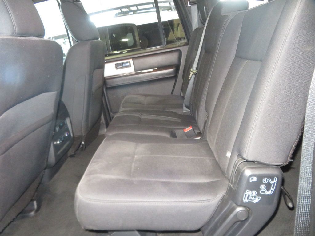 Ford Expedition EL photo 23