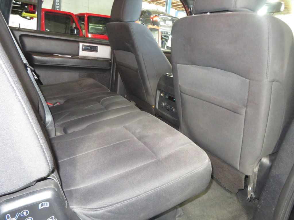 Ford Expedition EL photo 32