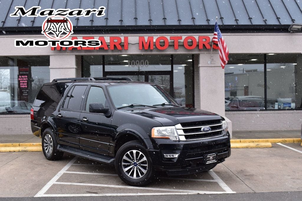 2017 Ford Expedition EL XLT 4x4 - 22772162 - 0