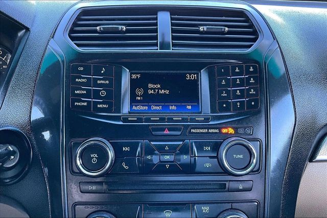 2017 Ford Explorer 4WD - 22957987 - 25