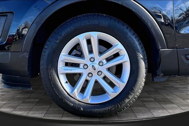2017 Ford Explorer 4WD - 22957987 - 33