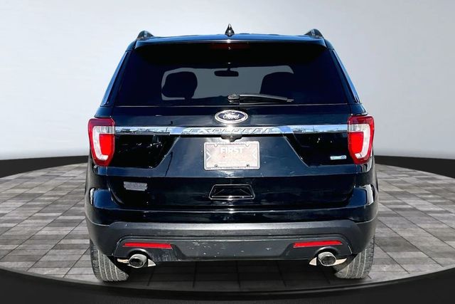 2017 Ford Explorer 4WD - 22957987 - 5