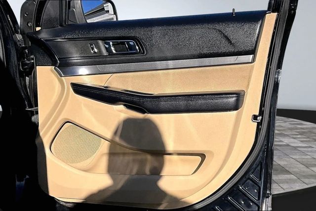 2017 Ford Explorer 4WD - 22968269 - 15