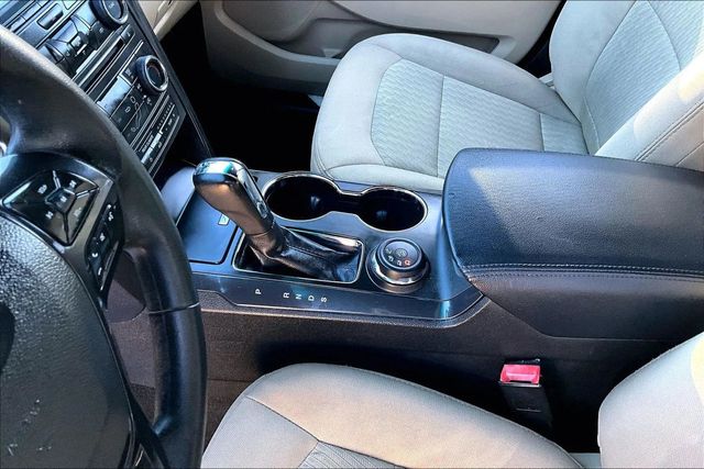 2017 Ford Explorer 4WD - 22968269 - 30