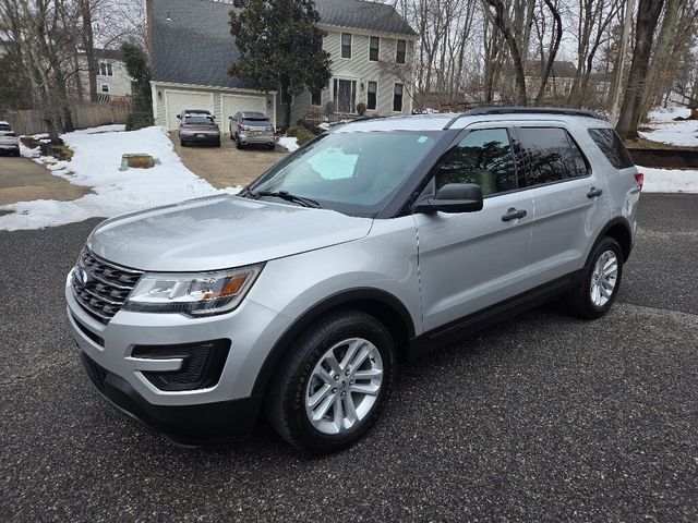 2017 Ford Explorer 4WD - 22983847 - 0