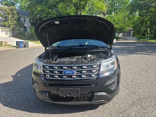 2017 Ford Explorer 4WD - 23013642 - 16
