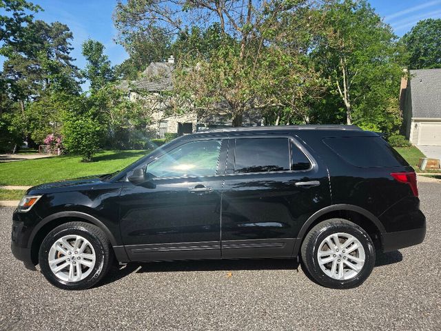 2017 Ford Explorer 4WD - 23013642 - 1