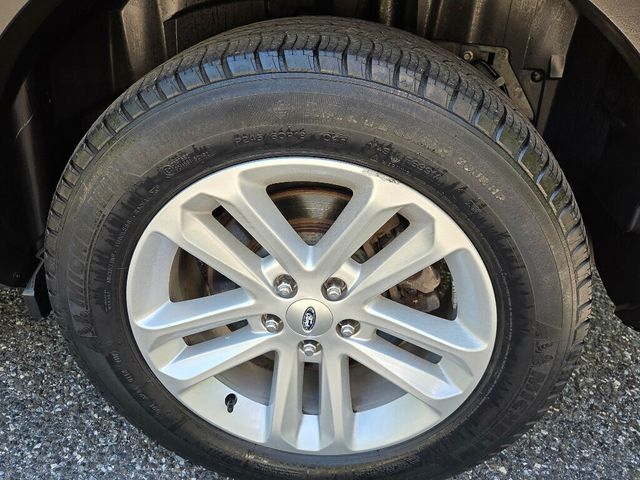 2017 Ford Explorer 4WD - 23031184 - 18