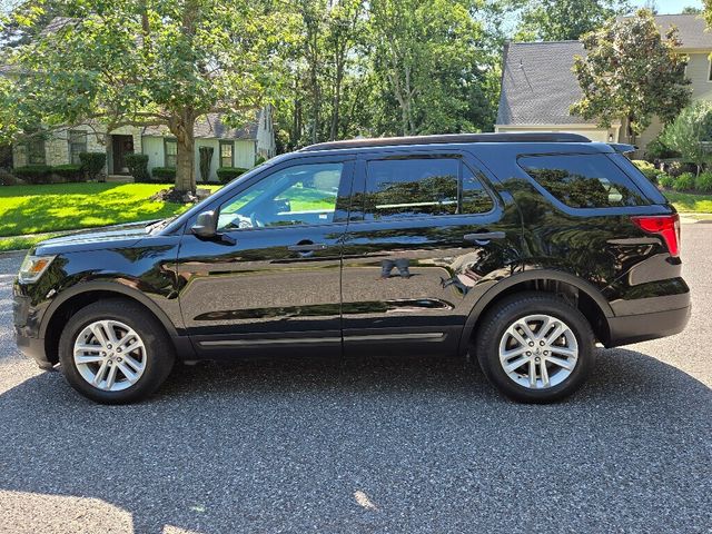 2017 Ford Explorer 4WD - 23031184 - 1