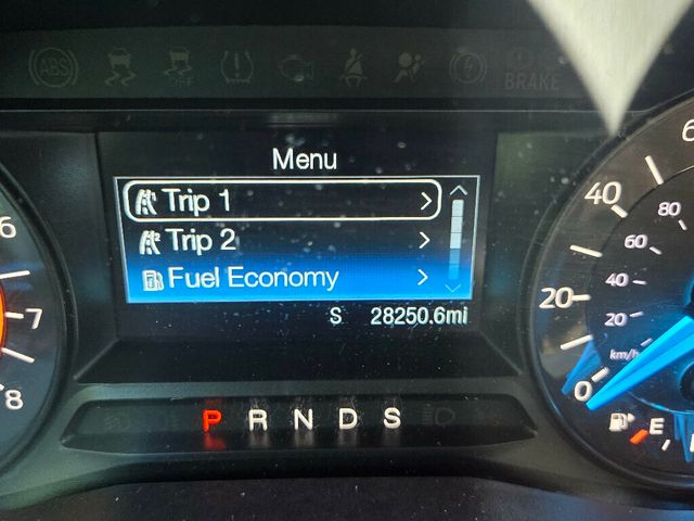 2017 Ford Explorer 4WD - 23031184 - 24