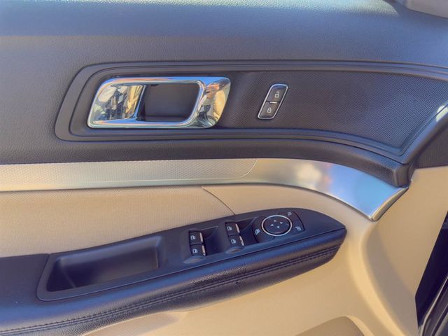 2017 Ford Explorer FWD - 22765237 - 15