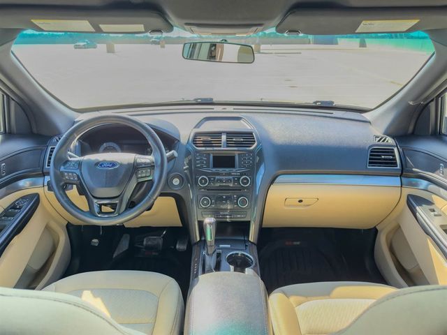 2017 Ford Explorer FWD - 22765237 - 18