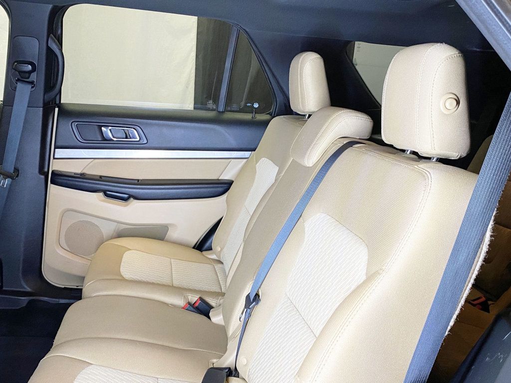 2017 Ford Explorer FWD - 22938009 - 45