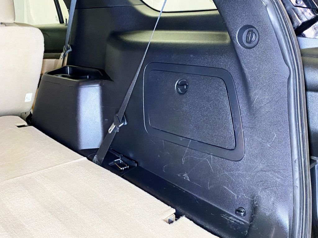 2017 Ford Explorer FWD - 22938009 - 56