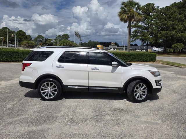 2017 Ford Explorer Limited 4WD - 23085849 - 44