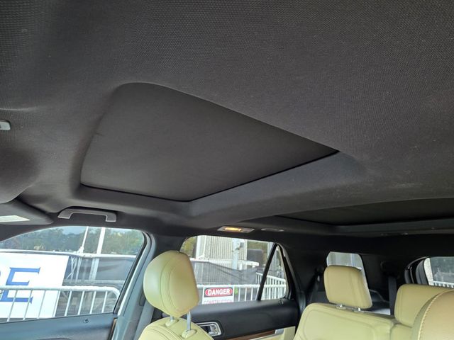 2017 Ford Explorer Limited 4WD - 23085849 - 7